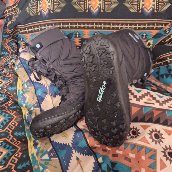 Columbia snow boots - Picture 4 of 5